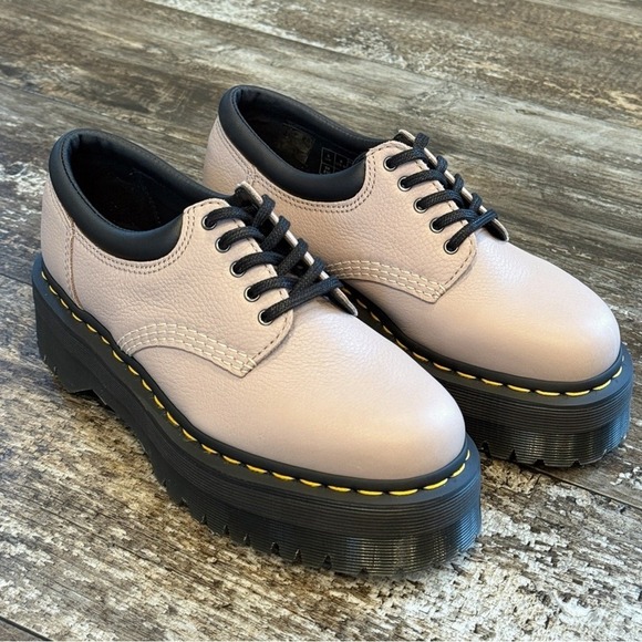 Dr Martens 8053 Quad Platform Oxford Shoes Pale Pink Leather Women US 7 NEW - Picture 3 of 11
